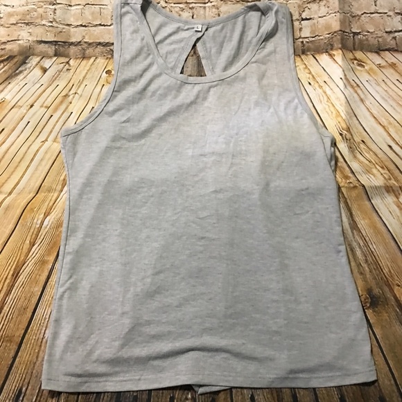 5/$20 Gray Open Back Tank Top F31 - Picture 1 of 3